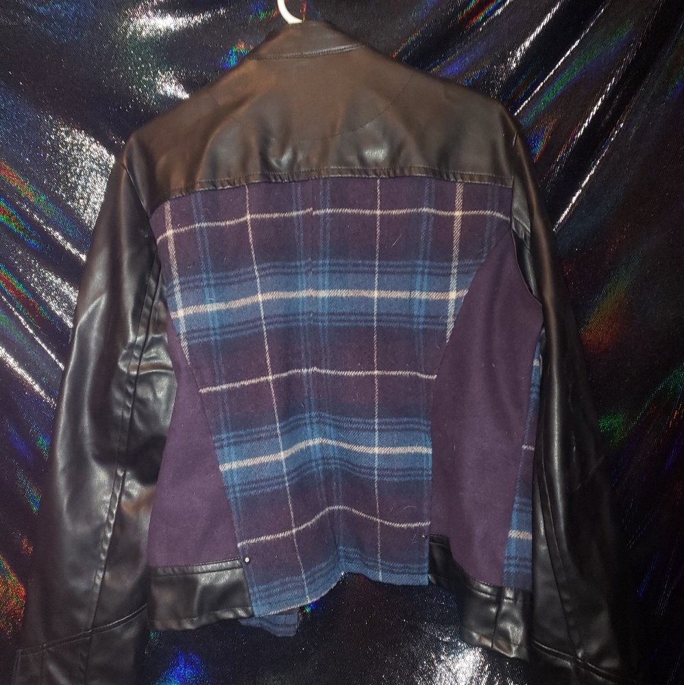 Jacket - Picture 2 of 2